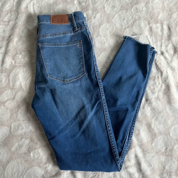 Madewell Size 28 10" Roadtripper Distressed High Rise Jeans - Picture 3 of 6
